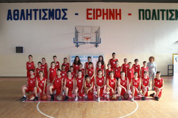 gymnastikos_basket_team_2012