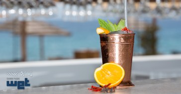 Μοναδικά cocktail στο Wet Seaside Puzzle από τον Δημήτρη Παπαϊωάννου